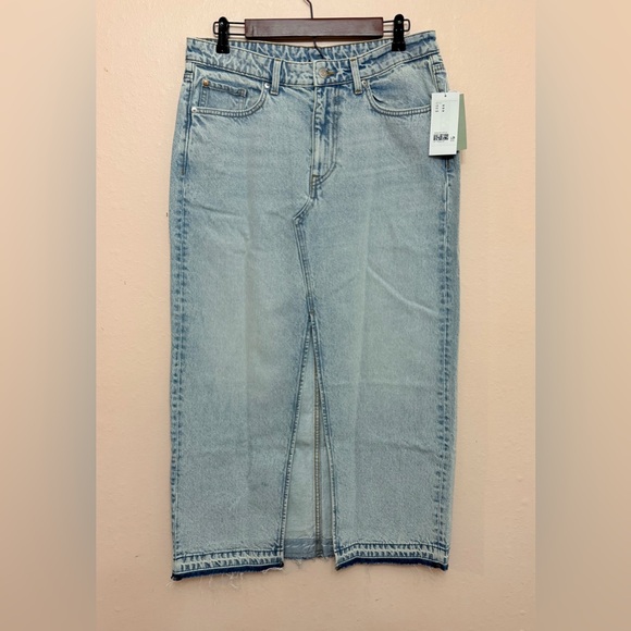 H&M DENIM SKIRT - Picture 2 of 7